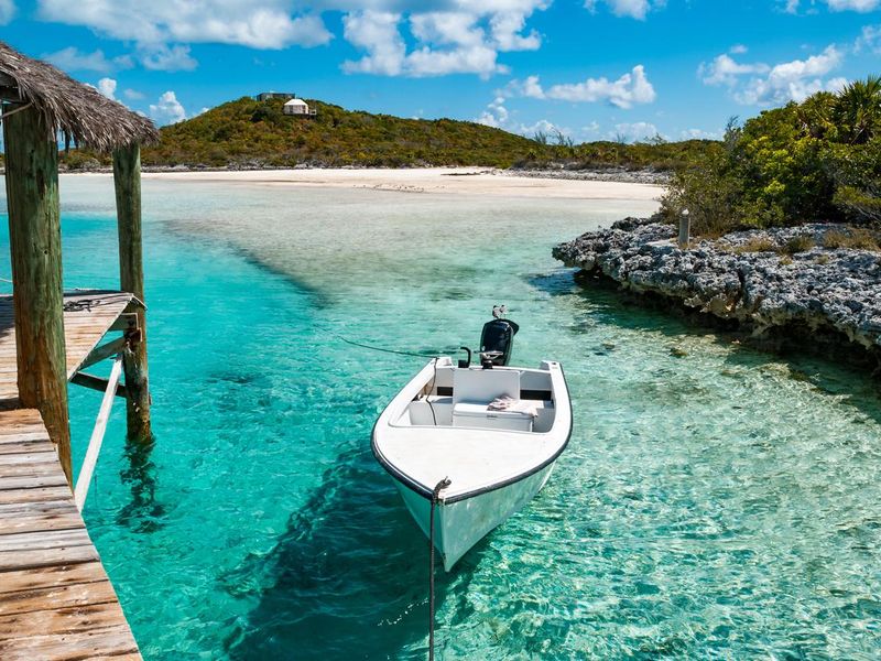 Your Ultimate Guide to Caribbean Island Hopping