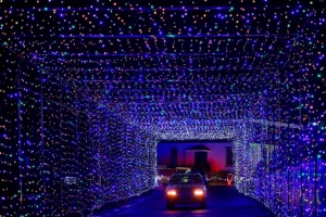 Holiday light drive thru, christmas lights that you can drive thru