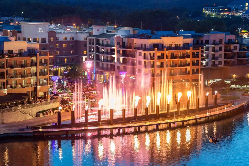 branson landing fountain water show 
ultimate weekend budget friendly getaway